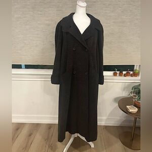 Vintage Steve by Searle *size 14* runs oversized. Double breasted overcoat.